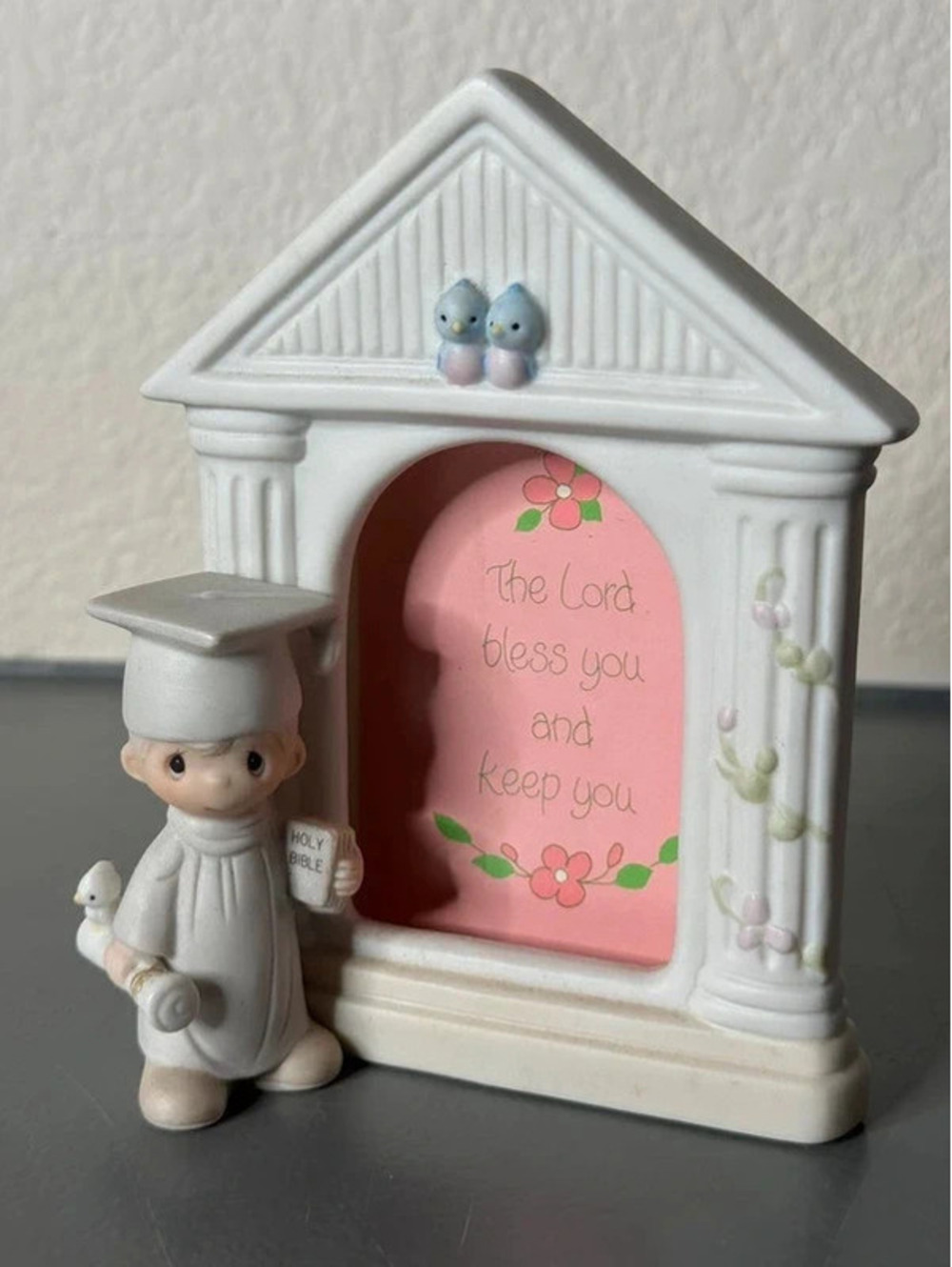 Vintage Precious Moments ceramic frame decor
